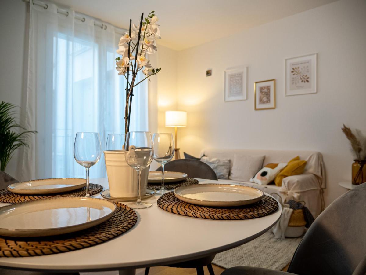 Maison Blanche: Appartamento Elegante Con Parcheggio Privato Mantua Exterior foto
